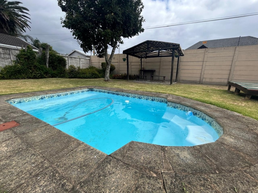 3 Bedroom Property for Sale in Beacon Bay Eastern Cape